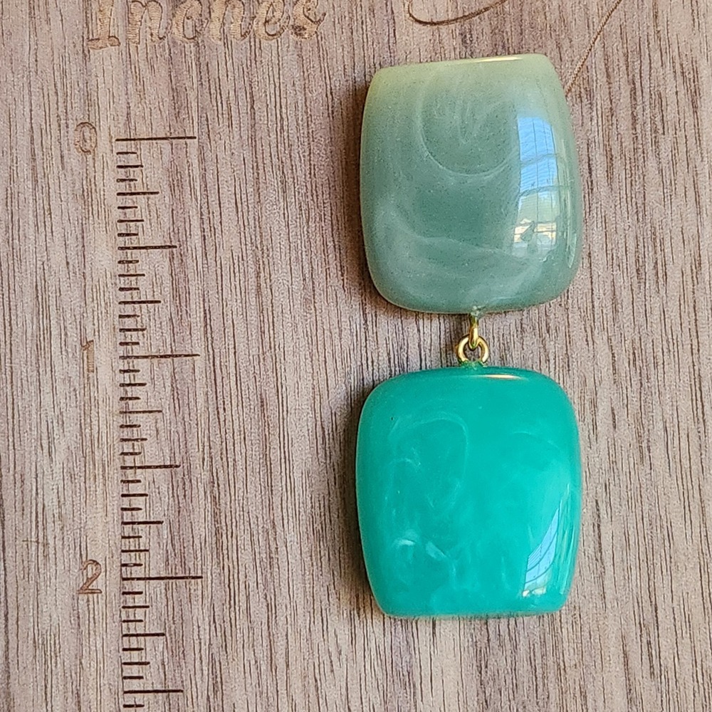 Sage and Seafoam Green Marbled Resin Drop Statement Earrings Modernist Gold Tone - Picture 2 of 5